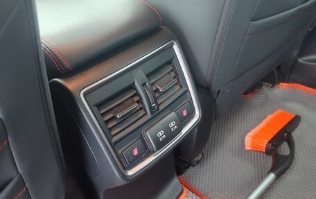 Subaru Forester, 2018 год, 2 850 000 рублей, 16 фотография