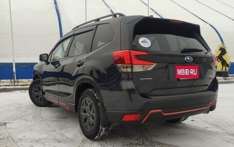 Subaru Forester, 2018 год, 2 850 000 рублей, 11 фотография
