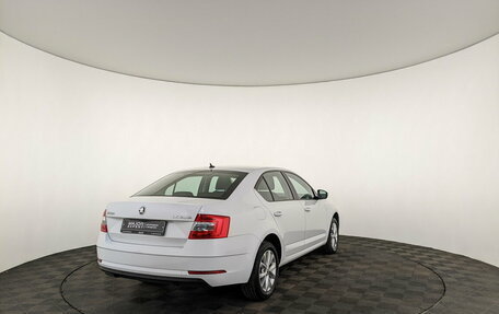 Skoda Octavia, 2019 год, 1 555 000 рублей, 5 фотография