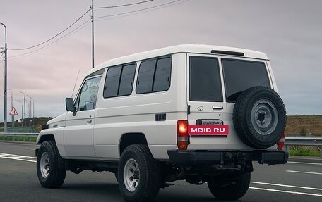 Toyota Land Cruiser 70, 2006 год, 3 700 000 рублей, 3 фотография