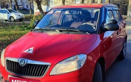 Skoda Fabia II, 2010 год, 600 000 рублей, 2 фотография