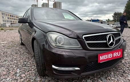 Mercedes-Benz C-Класс, 2011 год, 1 480 000 рублей, 2 фотография