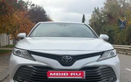 Toyota Camry, 2019 год, 2 530 000 рублей, 2 фотография