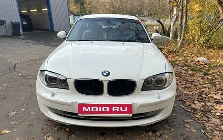 BMW 1 серия, 2009 год, 920 000 рублей, 3 фотография