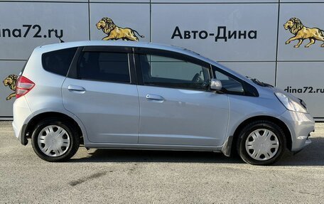 Honda Fit III, 2009 год, 770 000 рублей, 4 фотография