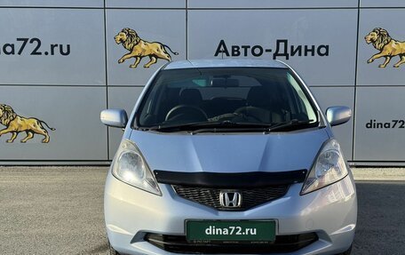 Honda Fit III, 2009 год, 770 000 рублей, 2 фотография