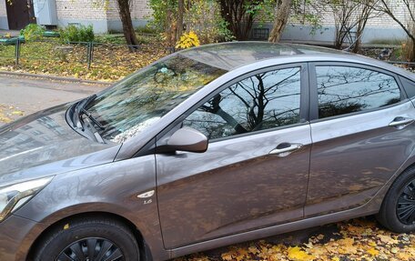 Hyundai Solaris II рестайлинг, 2014 год, 750 000 рублей, 1 фотография