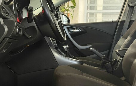 Opel Astra J, 2014 год, 700 000 рублей, 7 фотография