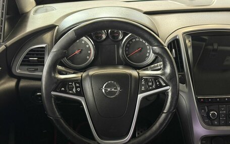 Opel Astra J, 2014 год, 700 000 рублей, 9 фотография