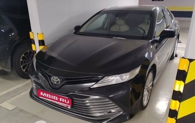 Toyota Camry, 2019 год, 2 075 000 рублей, 1 фотография