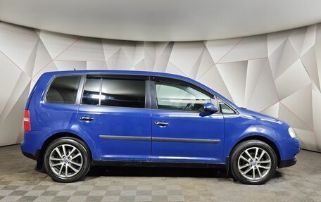 Volkswagen Touran III, 2004 год, 399 000 рублей, 6 фотография