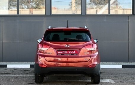 Hyundai ix35 I рестайлинг, 2010 год, 1 084 000 рублей, 4 фотография