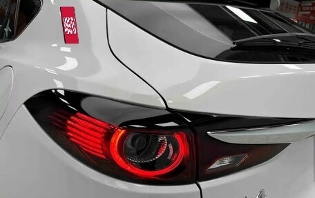 Mazda CX-4, 2023 год, 1 800 000 рублей, 7 фотография