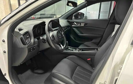 Mazda CX-4, 2023 год, 1 800 000 рублей, 9 фотография
