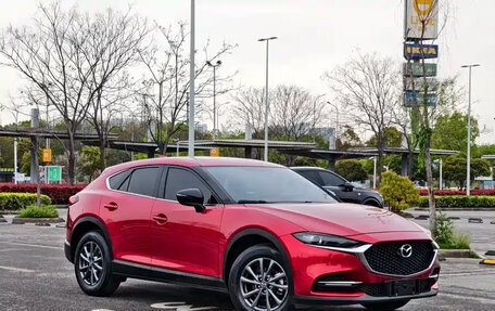 Mazda CX-4, 2023 год, 1 790 000 рублей, 2 фотография