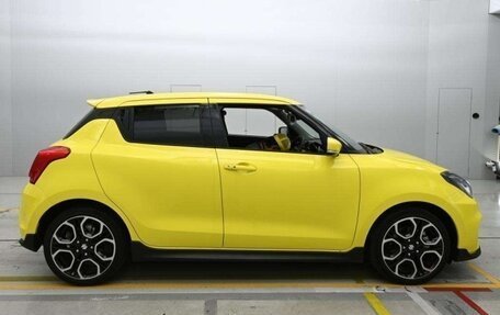 Suzuki Swift IV рестайлинг, 2023 год, 1 500 000 рублей, 4 фотография