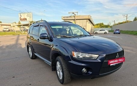Mitsubishi Outlander III рестайлинг 3, 2011 год, 1 150 000 рублей, 4 фотография