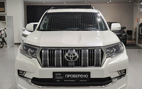 Toyota Land Cruiser Prado 150 рестайлинг, 2019 год, 5 200 000 рублей, 6 фотография