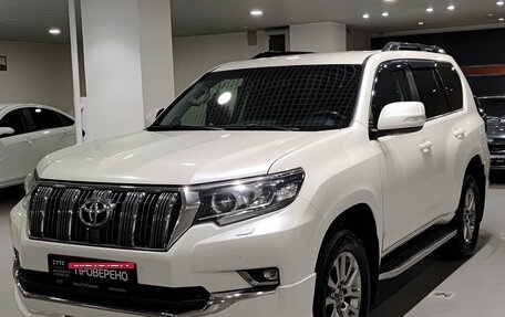 Toyota Land Cruiser Prado 150 рестайлинг, 2019 год, 5 200 000 рублей, 5 фотография