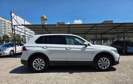 Volkswagen Tiguan II, 2021 год, 2 799 000 рублей, 4 фотография
