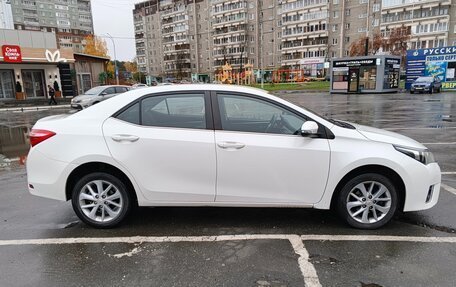 Toyota Corolla, 2015 год, 1 620 000 рублей, 3 фотография