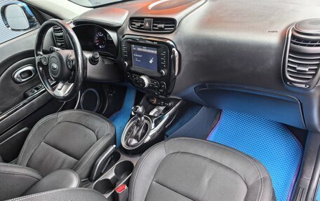 KIA Soul II рестайлинг, 2018 год, 1 649 000 рублей, 10 фотография