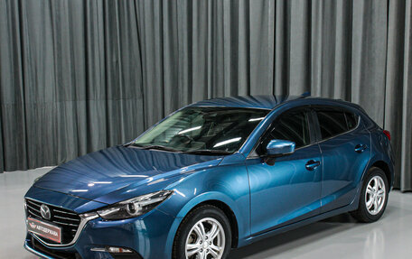 Mazda Axela, 2017 год, 1 340 000 рублей, 2 фотография