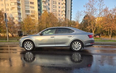 Skoda Superb III рестайлинг, 2017 год, 1 850 000 рублей, 3 фотография