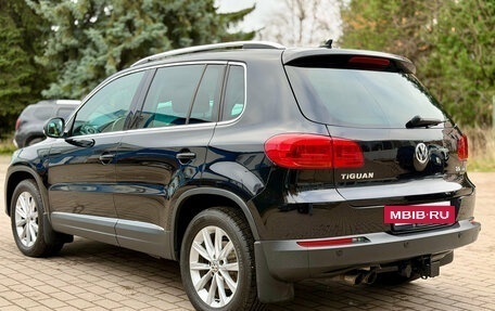 Volkswagen Tiguan I, 2011 год, 1 299 000 рублей, 4 фотография