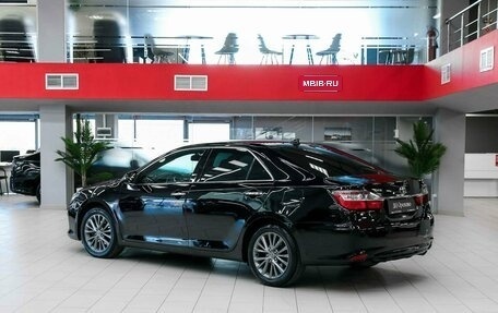 Toyota Camry, 2017 год, 1 950 000 рублей, 4 фотография