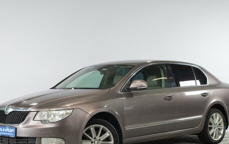 Skoda Superb III рестайлинг, 2011 год, 929 000 рублей, 4 фотография