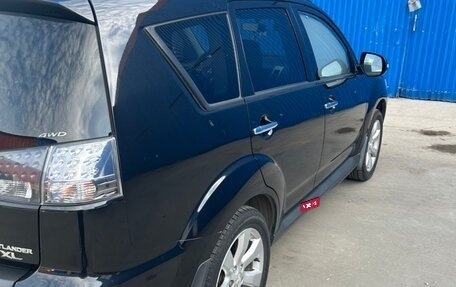 Mitsubishi Outlander III рестайлинг 3, 2011 год, 1 480 000 рублей, 4 фотография