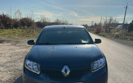 Renault Logan II, 2015 год, 490 000 рублей, 2 фотография