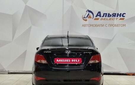 Hyundai Solaris II рестайлинг, 2015 год, 970 000 рублей, 4 фотография