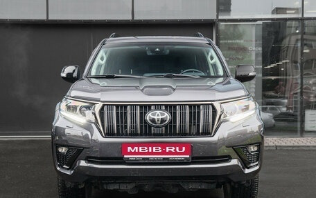Toyota Land Cruiser Prado 150 рестайлинг, 2022 год, 6 750 000 рублей, 2 фотография