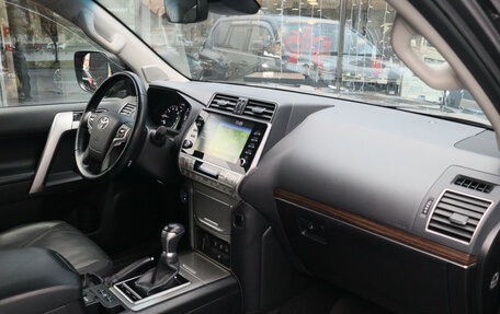 Toyota Land Cruiser Prado 150 рестайлинг, 2022 год, 6 750 000 рублей, 11 фотография