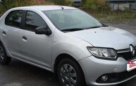Renault Logan II, 2015 год, 415 000 рублей, 9 фотография