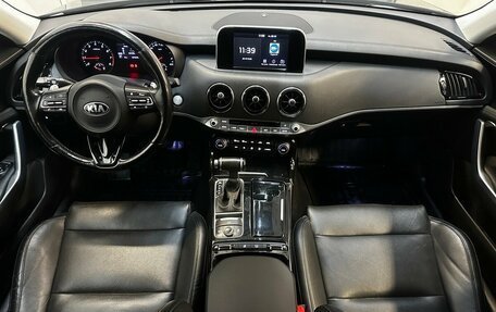 KIA Stinger I, 2018 год, 2 080 000 рублей, 5 фотография