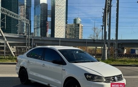 Volkswagen Polo VI (EU Market), 2017 год, 799 900 рублей, 2 фотография