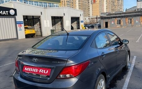 Hyundai Solaris II рестайлинг, 2015 год, 1 100 000 рублей, 3 фотография