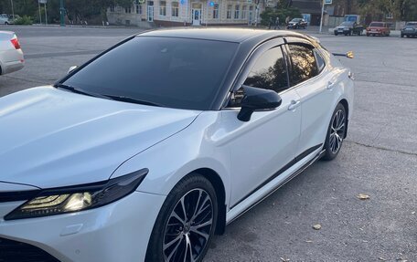 Toyota Camry, 2021 год, 3 000 000 рублей, 2 фотография