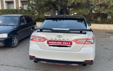 Toyota Camry, 2021 год, 3 000 000 рублей, 4 фотография