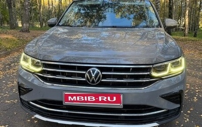 Volkswagen Tiguan II, 2022 год, 4 500 000 рублей, 1 фотография