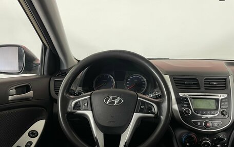 Hyundai Solaris II рестайлинг, 2012 год, 639 000 рублей, 10 фотография