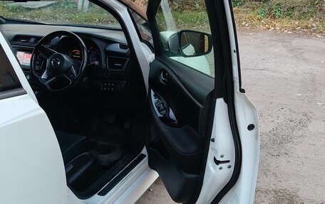 Nissan Leaf II, 2018 год, 1 470 000 рублей, 5 фотография