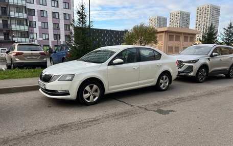 Skoda Octavia, 2018 год, 1 278 000 рублей, 2 фотография