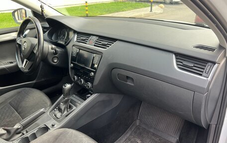 Skoda Octavia, 2018 год, 1 278 000 рублей, 6 фотография