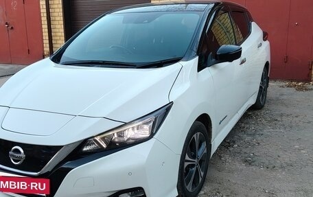Nissan Leaf II, 2018 год, 1 470 000 рублей, 7 фотография
