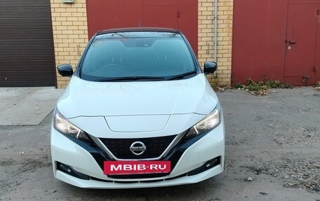 Nissan Leaf II, 2018 год, 1 470 000 рублей, 6 фотография
