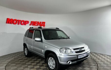 Chevrolet Niva I рестайлинг, 2018 год, 640 000 рублей, 3 фотография